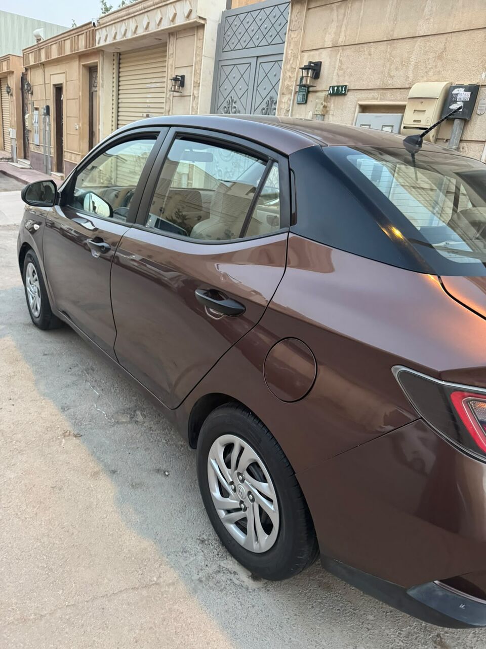 Al Wadi, Vehicles, Cars & Trucks , SAR 25000,  Hyundai I10,  2022,  Automatic,  91000 KM,   Hyundai Grand I10  &ndash; Brown &ndash; For Sale