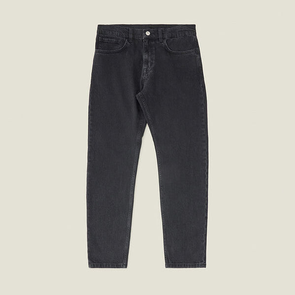 New York, Clothing & Accessories, USD 84,  Black Jeans: 3 Sharp Fits To Refine Your Style