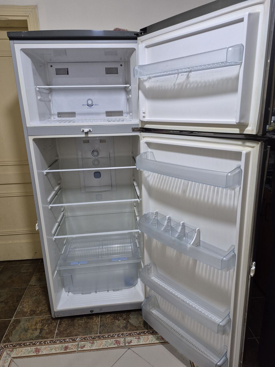 Jeddah, Appliances, SAR 500,  Dansat Refregirator For Sale (Big Size)