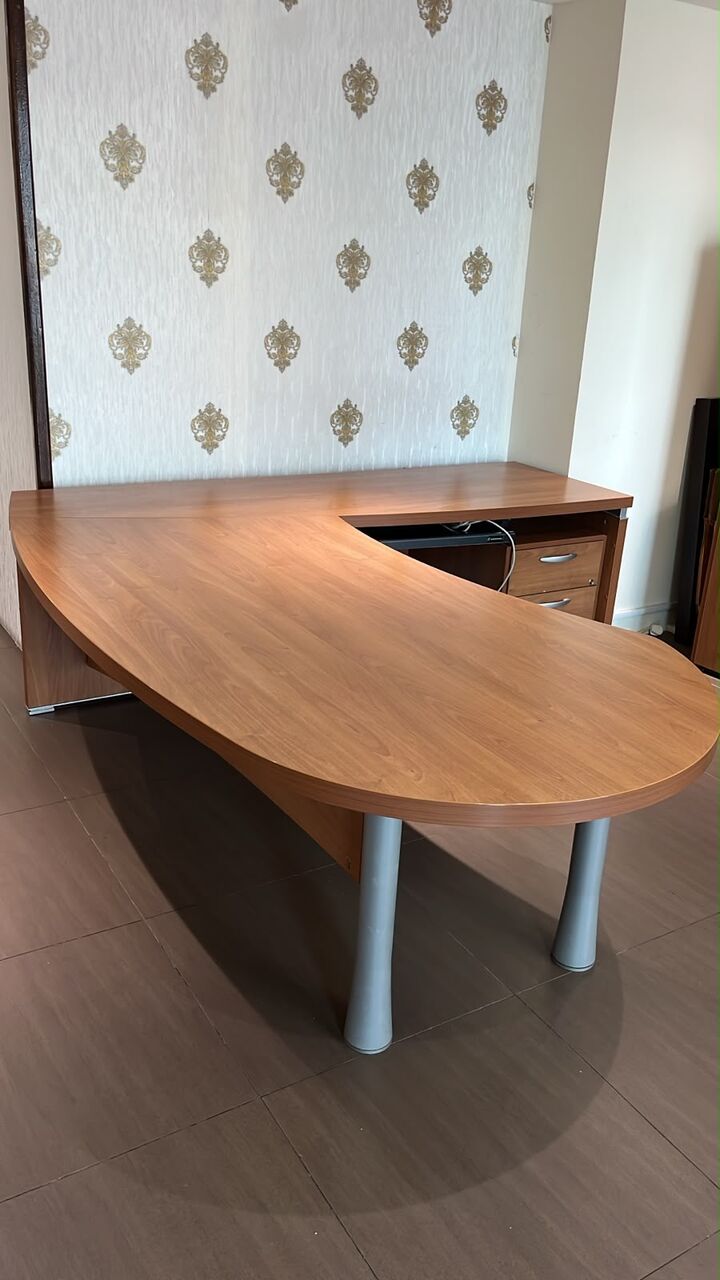 Zinj, Furniture, BHD 500,  Office Furniture For Sale