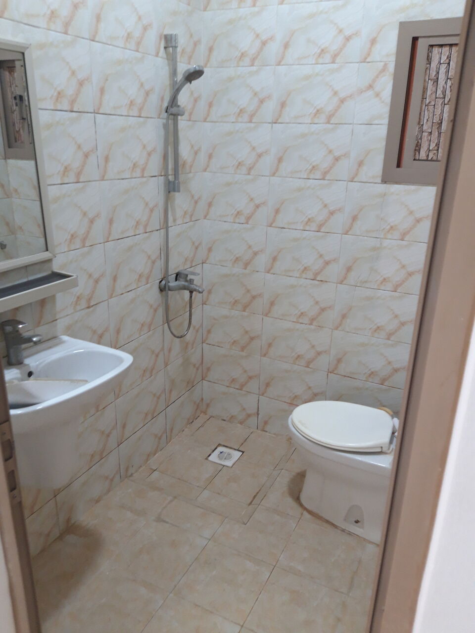 Galali, Apartments, Flats, Houses & Villas, BHD 150/month,  1 BR,  1 BHK Galali With Ewa Lift