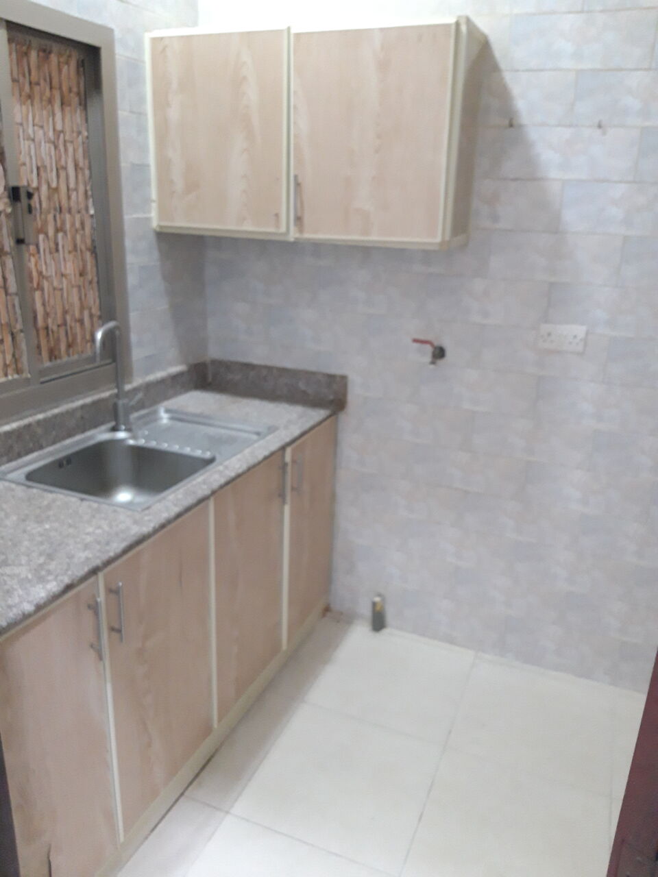 Galali, Apartments, Flats, Houses & Villas, BHD 150/month,  1 BR,  1 BHK Galali With Ewa Lift