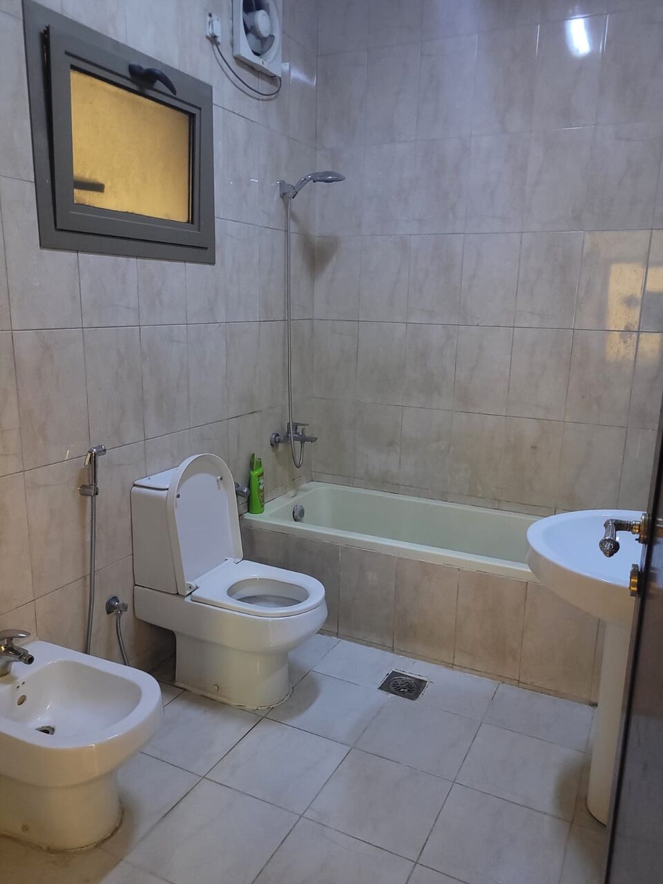 Madinah, Apartments, Flats, Houses & Villas, Furnished,  3 BR,  Premium Furnished 3-Bedroom Apartment For Rent Near Masjid Al Nabawi