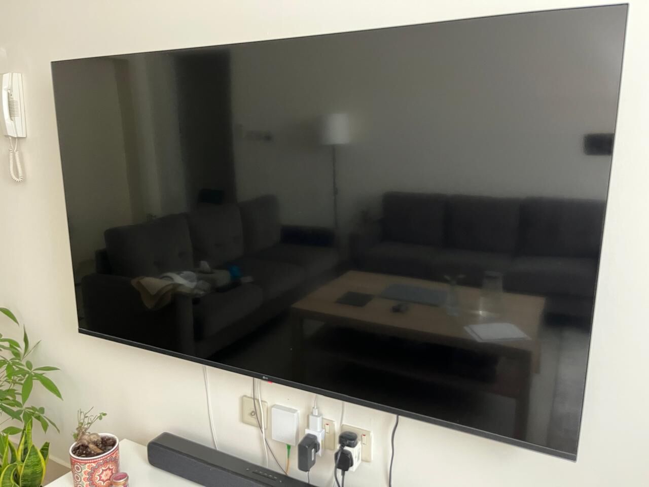 Riyadh, Electronics, SAR 1300,  LG Smart TV For Sale: LG 65 Inch 4K UHD Smart TV UT7300