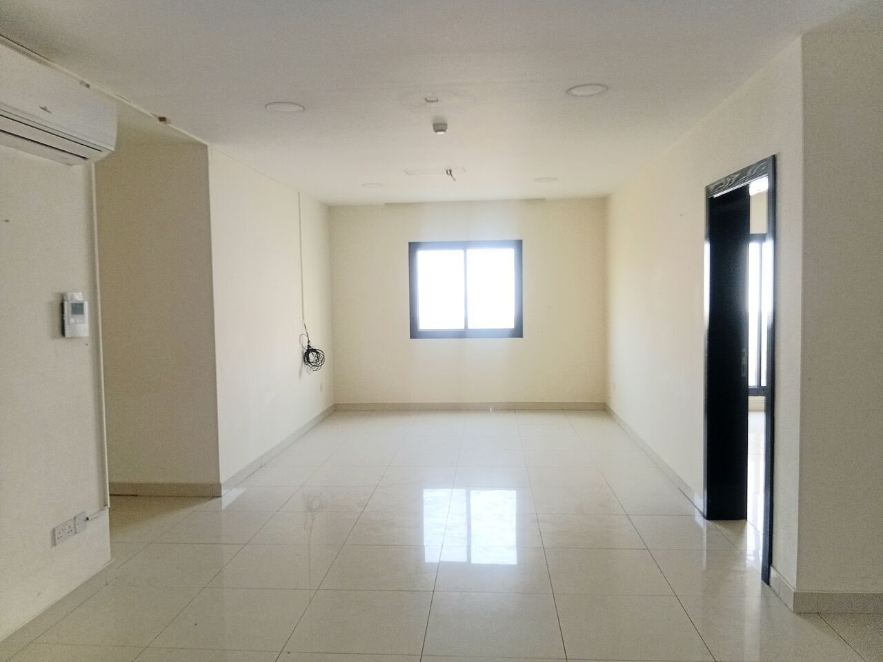 Tubli, Apartments, Flats, Houses & Villas, BHD 270/month,  Furnished,  3 BR,  3 BHK Apartment For Rent In Tubli Semi Funished With Split AC. Call N WhatsApp 36761304