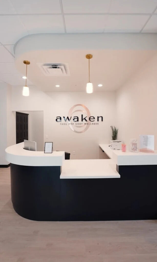 New York, Beautician, Awaken Face And Body Wellness