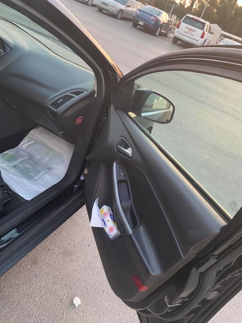 Riyadh, Vehicles, Cars & Trucks , SAR 22000,  Ford Focus ST Hatchback,  2015,  Automatic,  300 KM,  Ford Focus  For Sale/Swap With Big Car/SUV