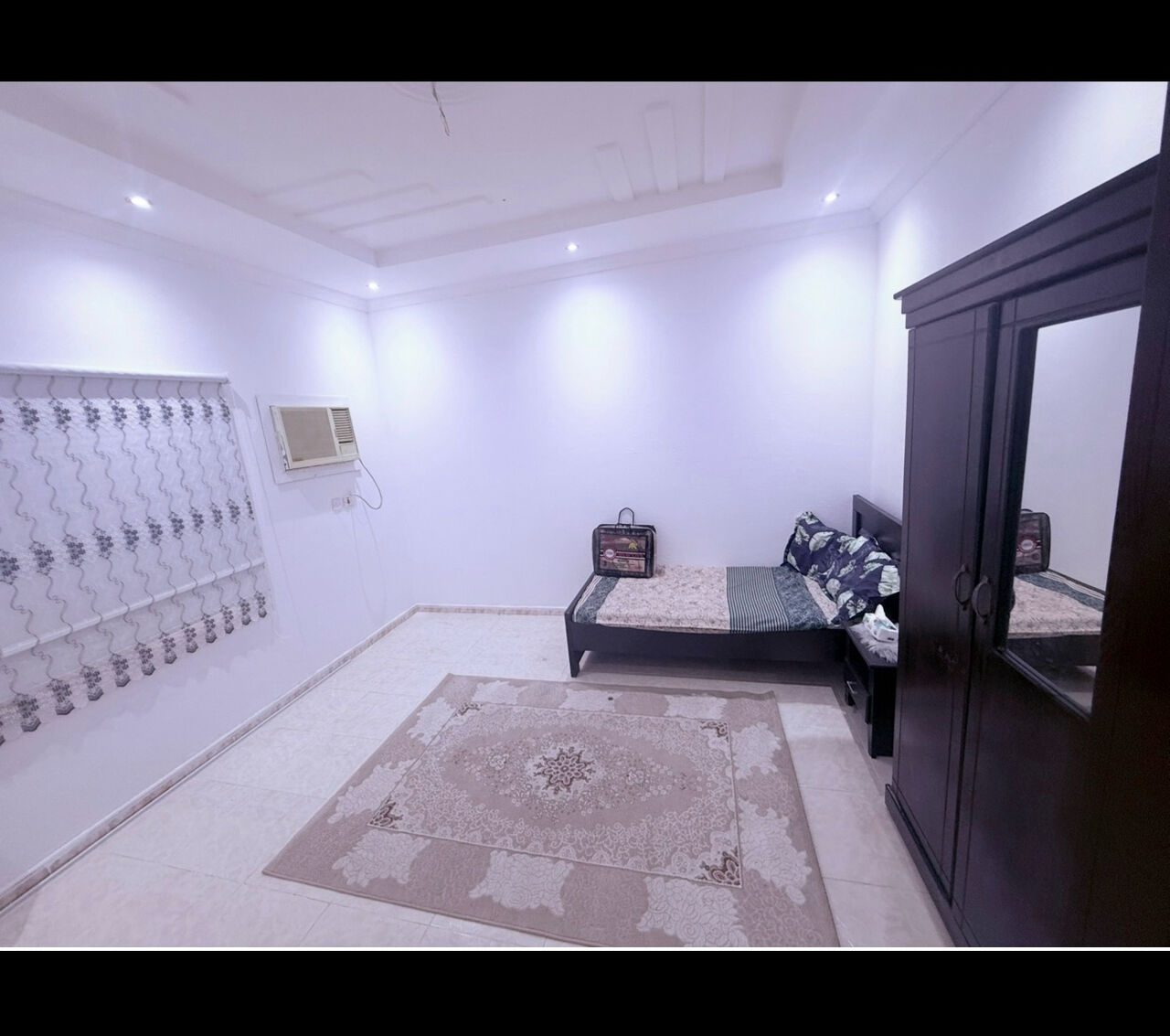 Yanbu, Apartments, Flats, Houses & Villas, SAR 800/month,  1 BR,  Offering A Furnished Room In Apartment