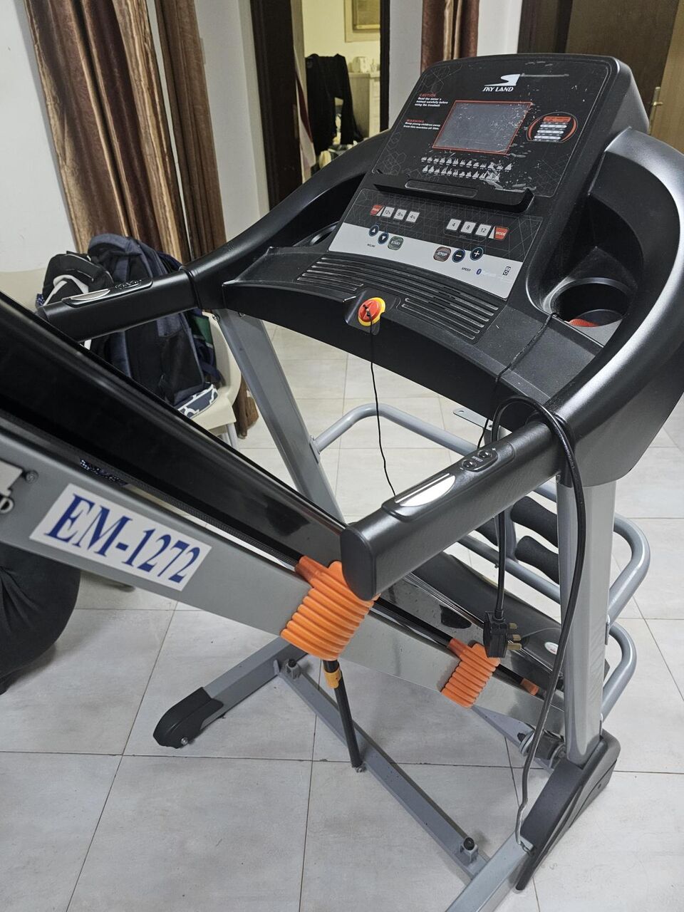 Jubail, Health & Beauty Items, SAR 1200,  Sky Land Treadmill With Massager
