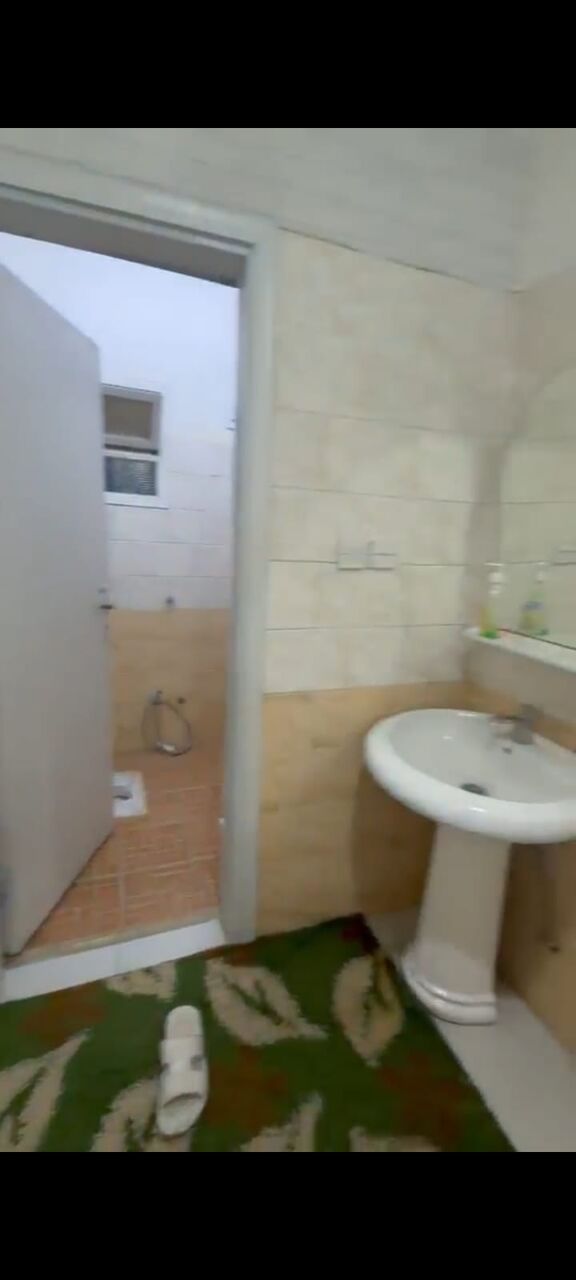 Al Naseem, Apartments, Flats, Houses & Villas, SAR 2300/year,  2 BR,  Family Apartment 2nd Floor With Taris Gallery Well Located 2 Beadrooms