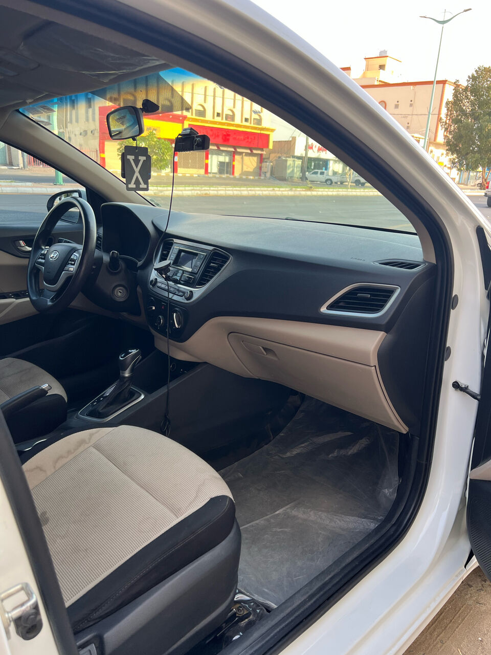 Jeddah, Vehicles, Cars & Trucks , SAR 28500,  Hyundai Accent,  2020,  Automatic,  200000 KM,  Accent  For Sale