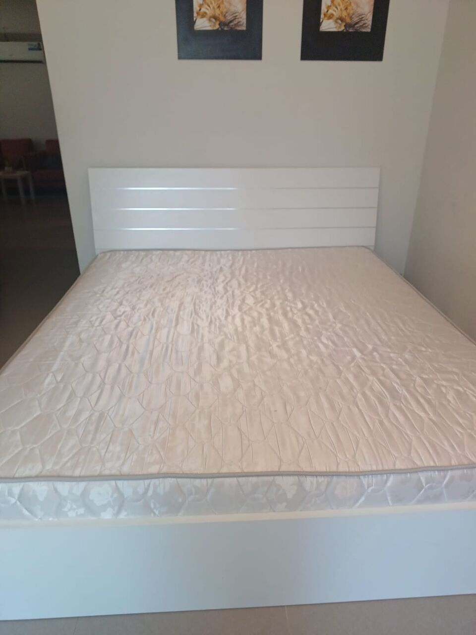 Hidd, Furniture, BHD 100,  🚨 URGENT SALE – Used Bedroom Furniture Set 🚨