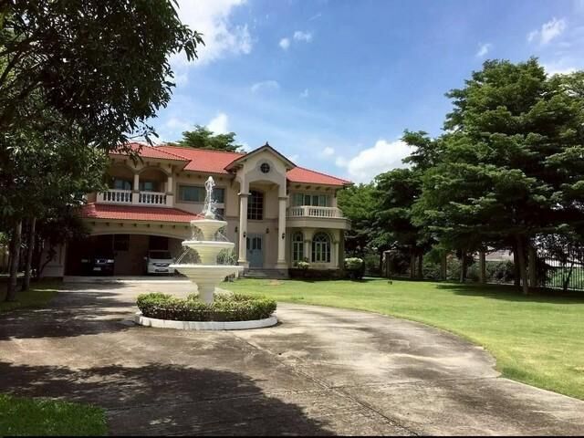 Bangkok, Villas, THB 180000,  400 Sq. Feet,  For Rent, 2-storey Detached House For Sale, Waterfront, On An Area Of ​​2 Rai, Bang Phli