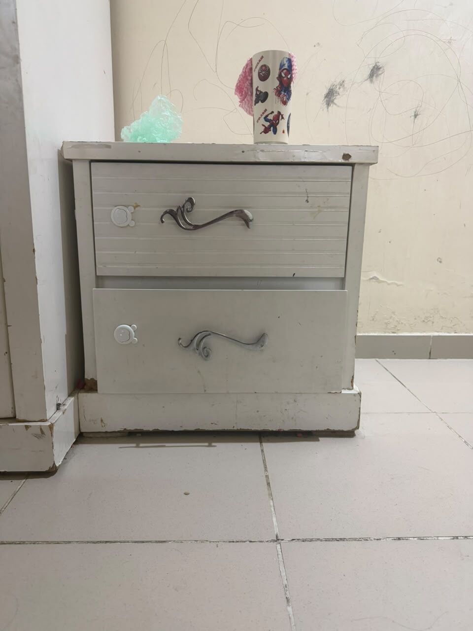 Jeddah, Furniture, SAR 800,  Household Furniture - Cupboard  Dressing Table  Single Bed  2 Side Tables