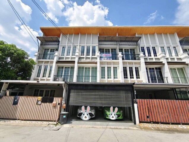 Bangkok, Real Estate For Sale, THB 5100000,  4 BR,  22 Sq. Feet,  3-story Townhome For Sale, Golden Town 2 Pinklao-Charan Sanitwong, Only 1 Unit Is Out Of