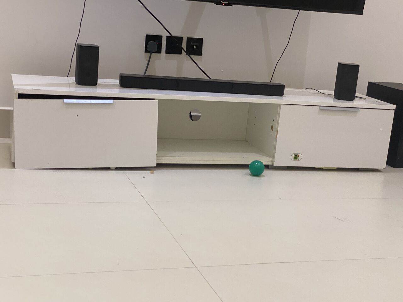 Al Hazm, Furniture, TV Table For Free
