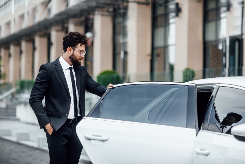 London, Travel, Corporate Chauffeur Service In London Available 24/7