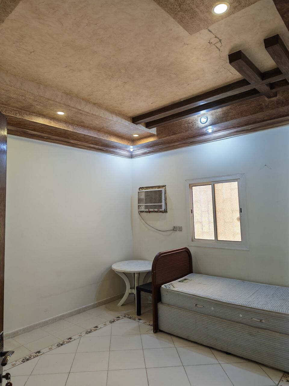 Yanbu, Rooms for Rent, SAR 750/month,  Furnished,  Offering Room For Executive Bachelor