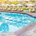 Swimming Pool Contractors Near Me