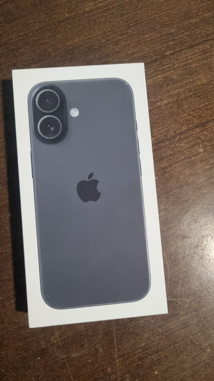 Al Khobar Al Shamalia, Mobile Phones, SAR 3400,  1 Month Barely Used Ipone 17 For Sale.