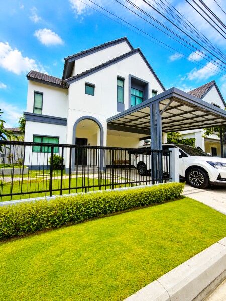 Bangkok, Villas, THB 49999,  58 Sq. Feet,  ABAC Bangna For Rent, 2-story Detached House, 2-3 Bedrooms, 3 Bathrooms, Near Sermsuk