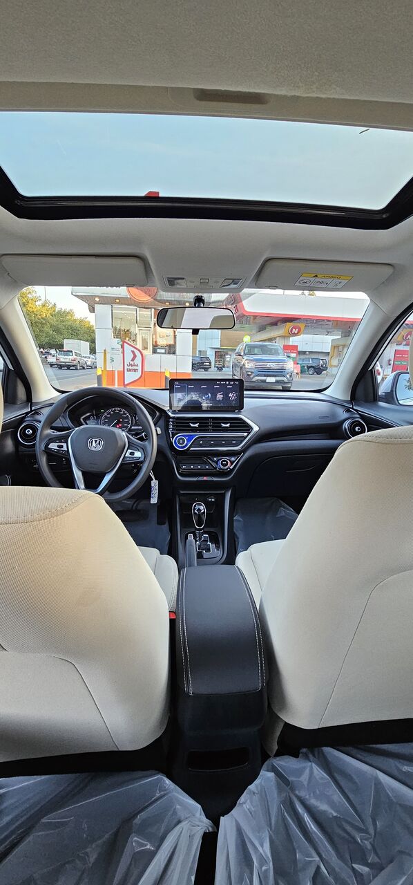 Riyadh, Vehicles, Cars & Trucks , SAR 28000,  Changan Alsvin,  2025,  Automatic,  74000 KM,    Full Option | Sunroof | Excellent Condition