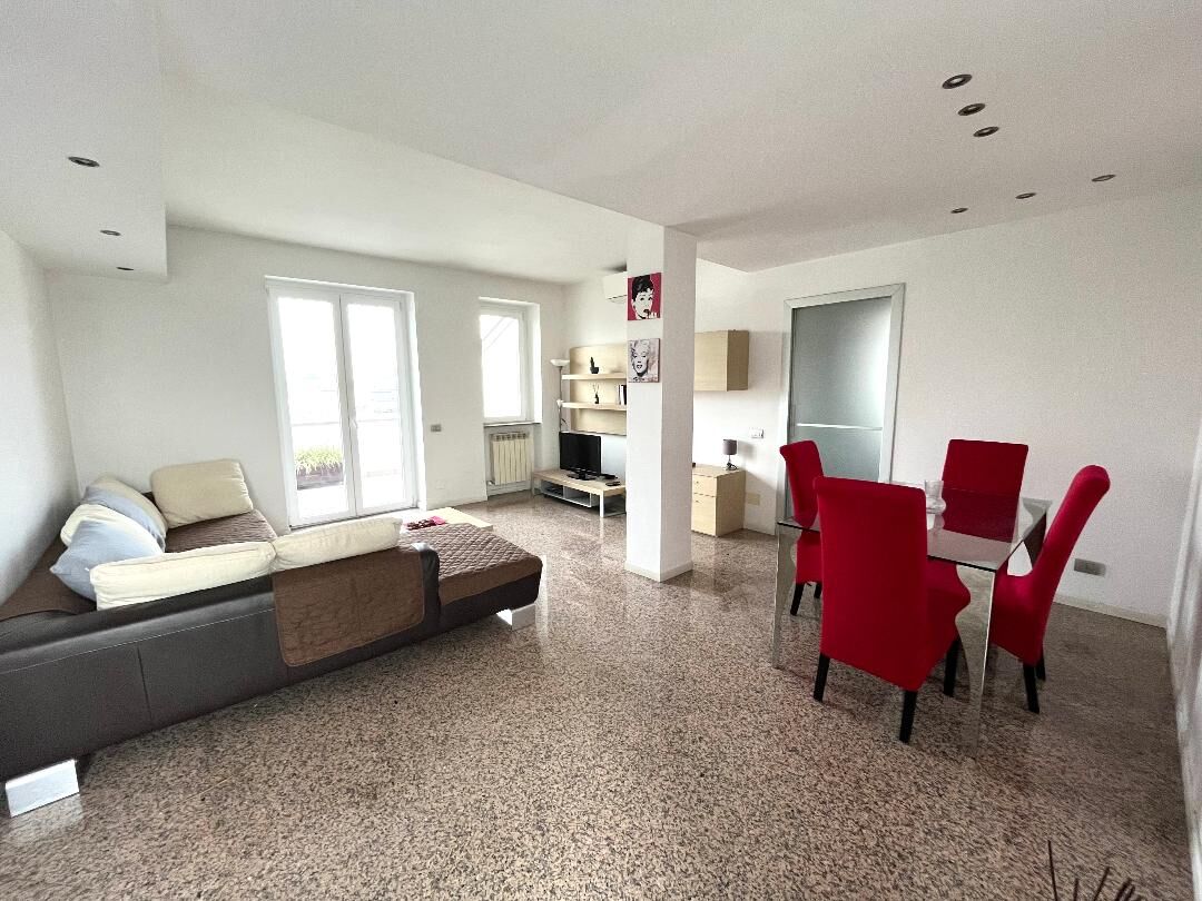 Milan, Apartments, Flats, Houses & Villas, EUR 1700/month,  Furnished,  2 BR,  130 Sq. Meter,  LEGNANO - North Milano Luxury Apartment For Rent