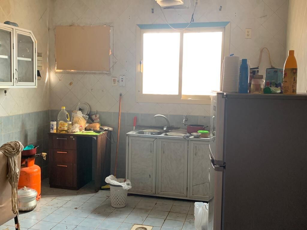 Al Khobar Al Shamalia, Apartments, Flats, Houses & Villas, SAR 10000/year,  Furnished,  1 BR,  16 Sq. Meter,  Sharing 1 BR In 2BR Flat, Furnished A/c & Attached Bathroom, Separate Sharing Room