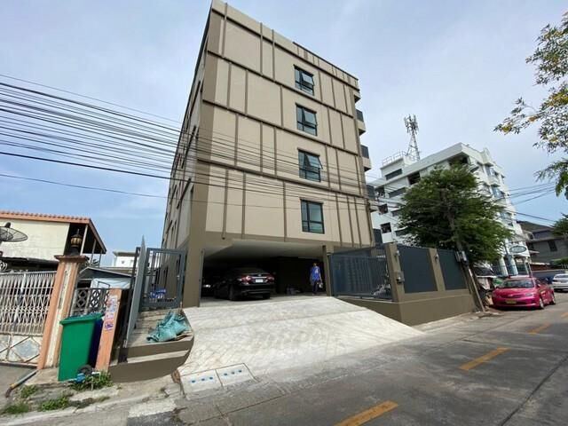 Bangkok, Real Estate For Sale, THB 36000000,  6 BR,  103 Sq. Feet,  Apartment For Sale, 5 Floors, 36 Rooms, Lat Phrao Area 71, Soi Sangkhom Song (every Room