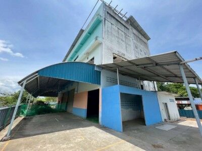 Bangkok, Real Estate For Sale, THB 9000000,  6 BR,  400 Sq. Feet,  For Sale/rent, 1 Rai Of Land With Buildings, Bueng Subdistrict, Si Racha District,