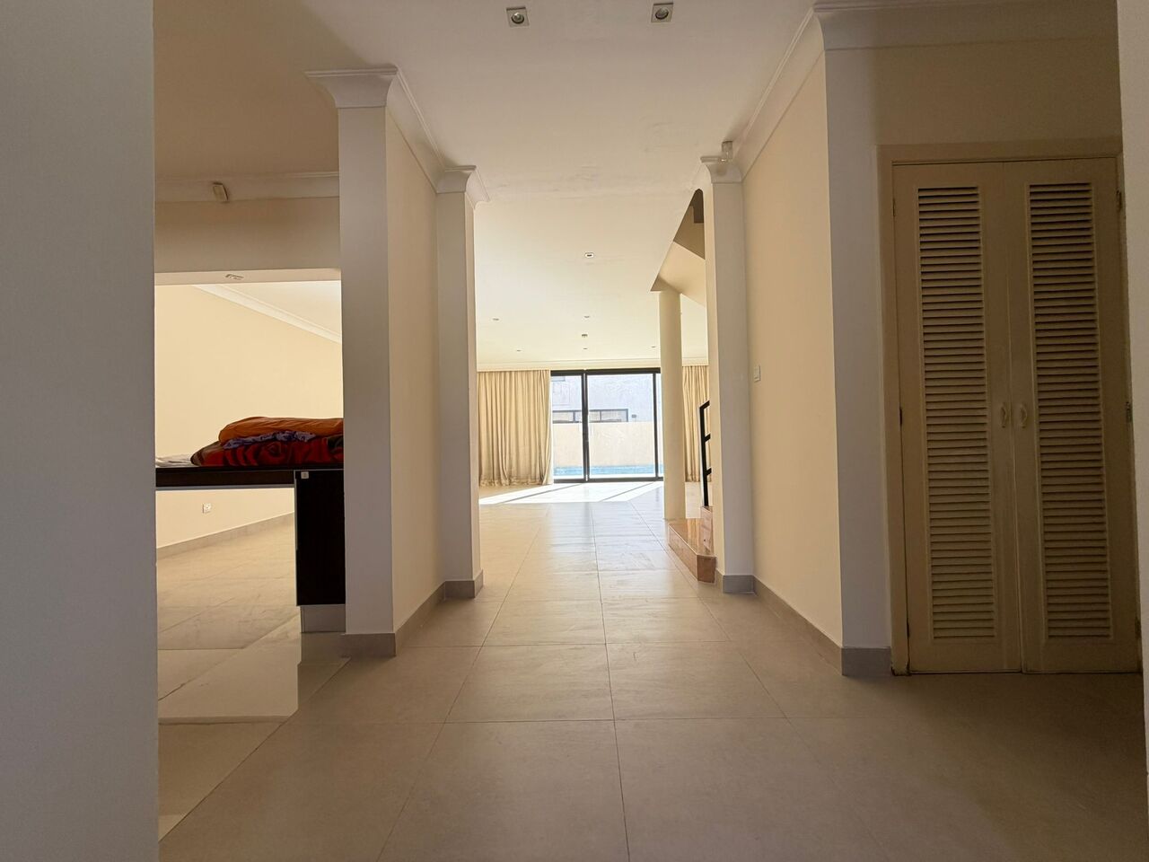Juffair, Villas, BHD 500,  3BR Semi-Furnished Townhouse For Rent In Juffair