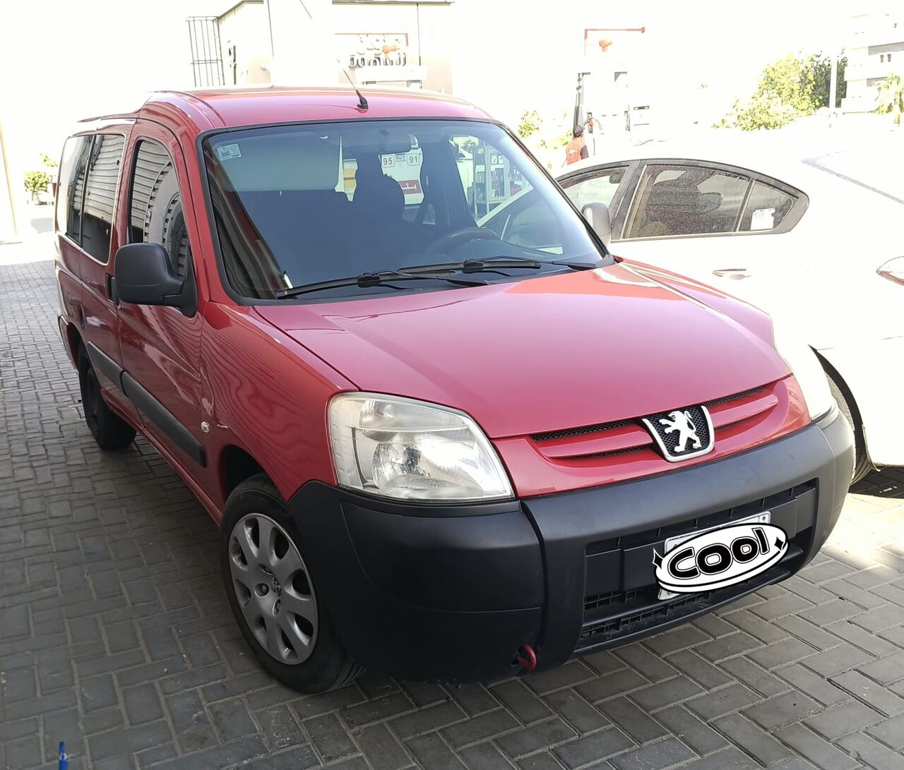 Jeddah, Items Wanted, PEGOUT CAR