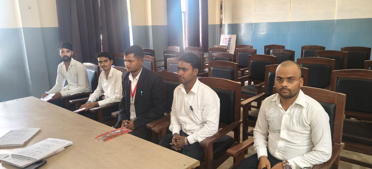 Mumbai, Education, LLB 3 Year In Mirzapur - Mahatma Law College