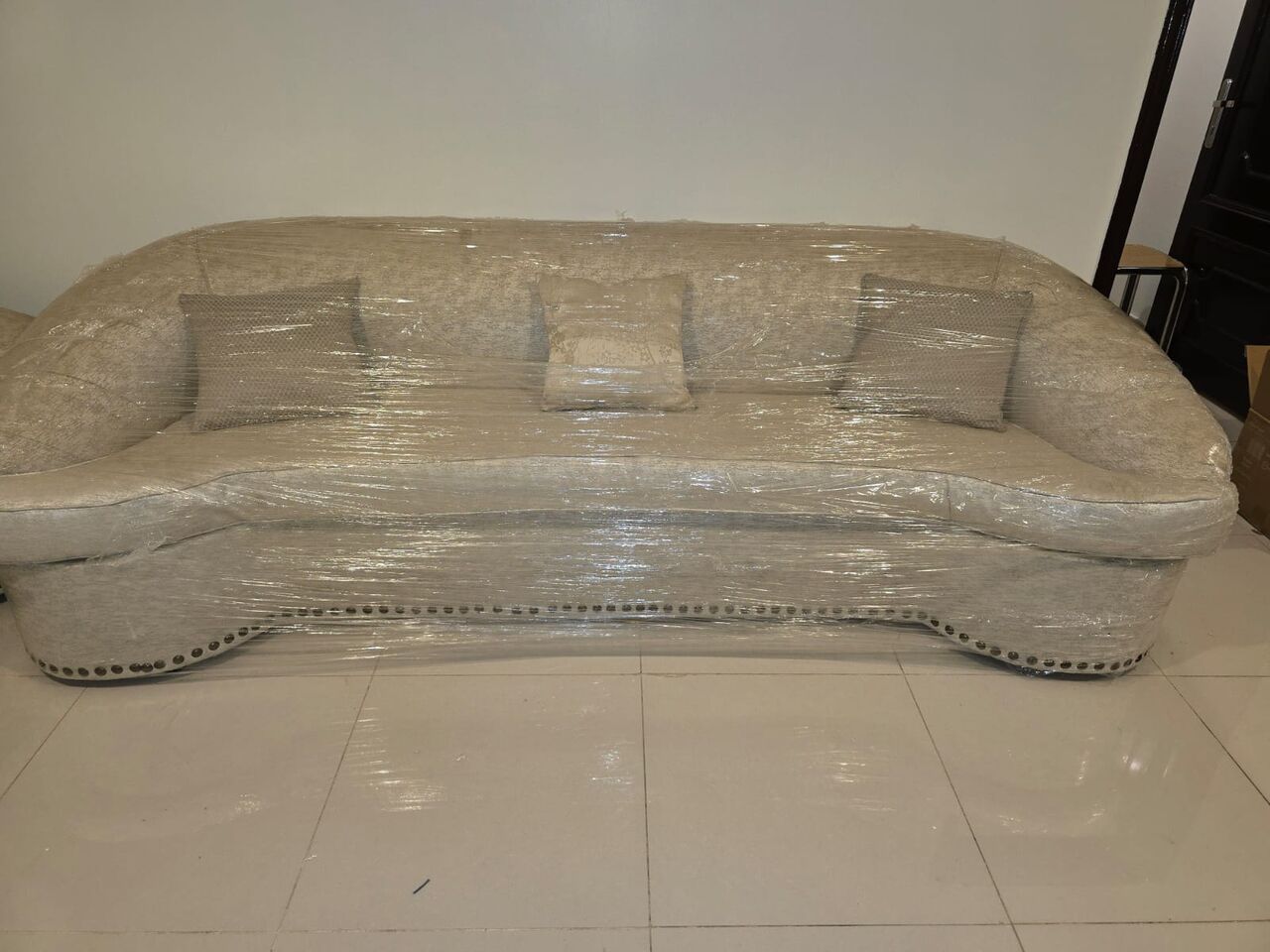 Riyadh, Household Items, SAR 650,  9 Seater Sofa Set For Sale