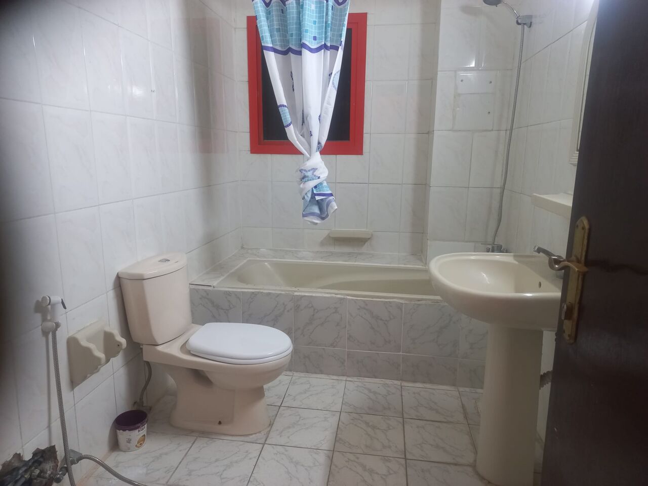 Manama, Rooms for Rent, BHD 120/month,  Furnished,  Low Budget Room. Unlimited EWA, Wifi And Cleaner