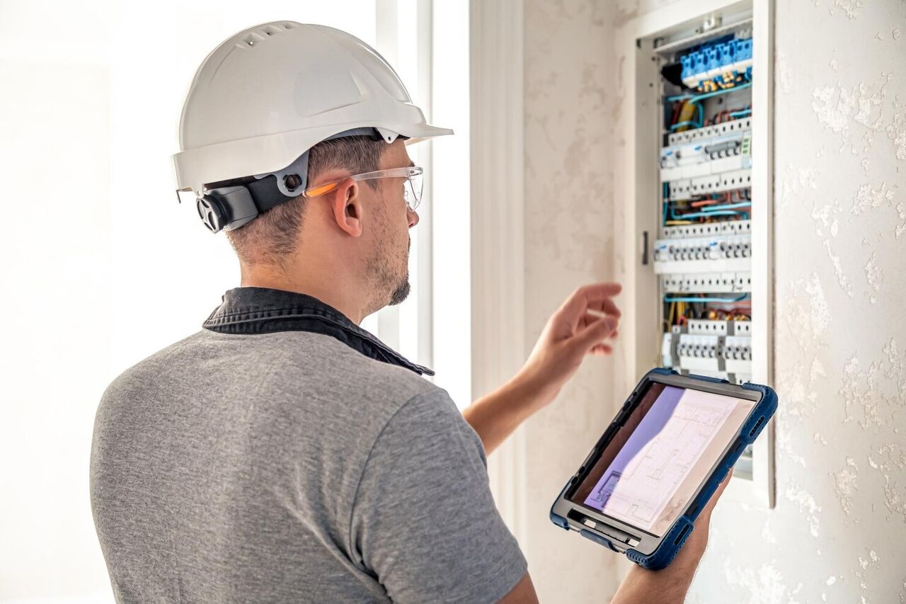 Oslo, Construction, Når Bør Du Kontakte Sør-Troms Elektro AS For Elektroarbeid?