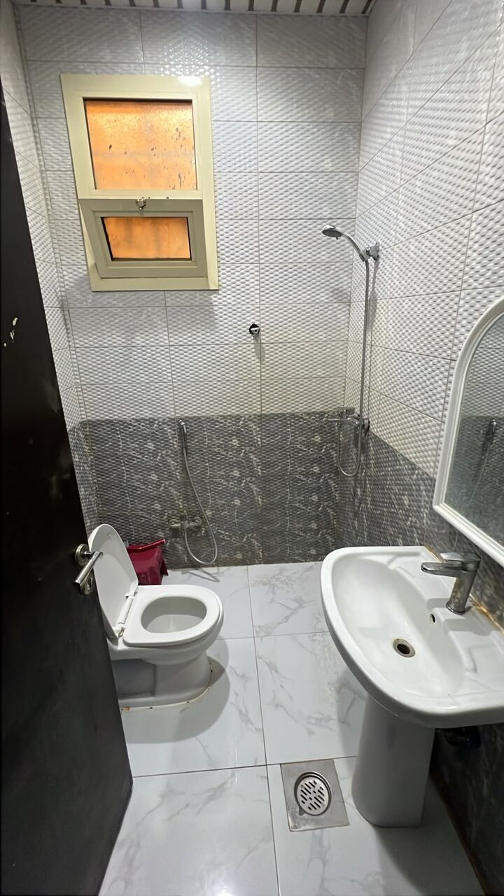 Al Saadah, Bedspace For Rent, Sharing A Bed Space - For Professional & Executive Only (As Saadah)