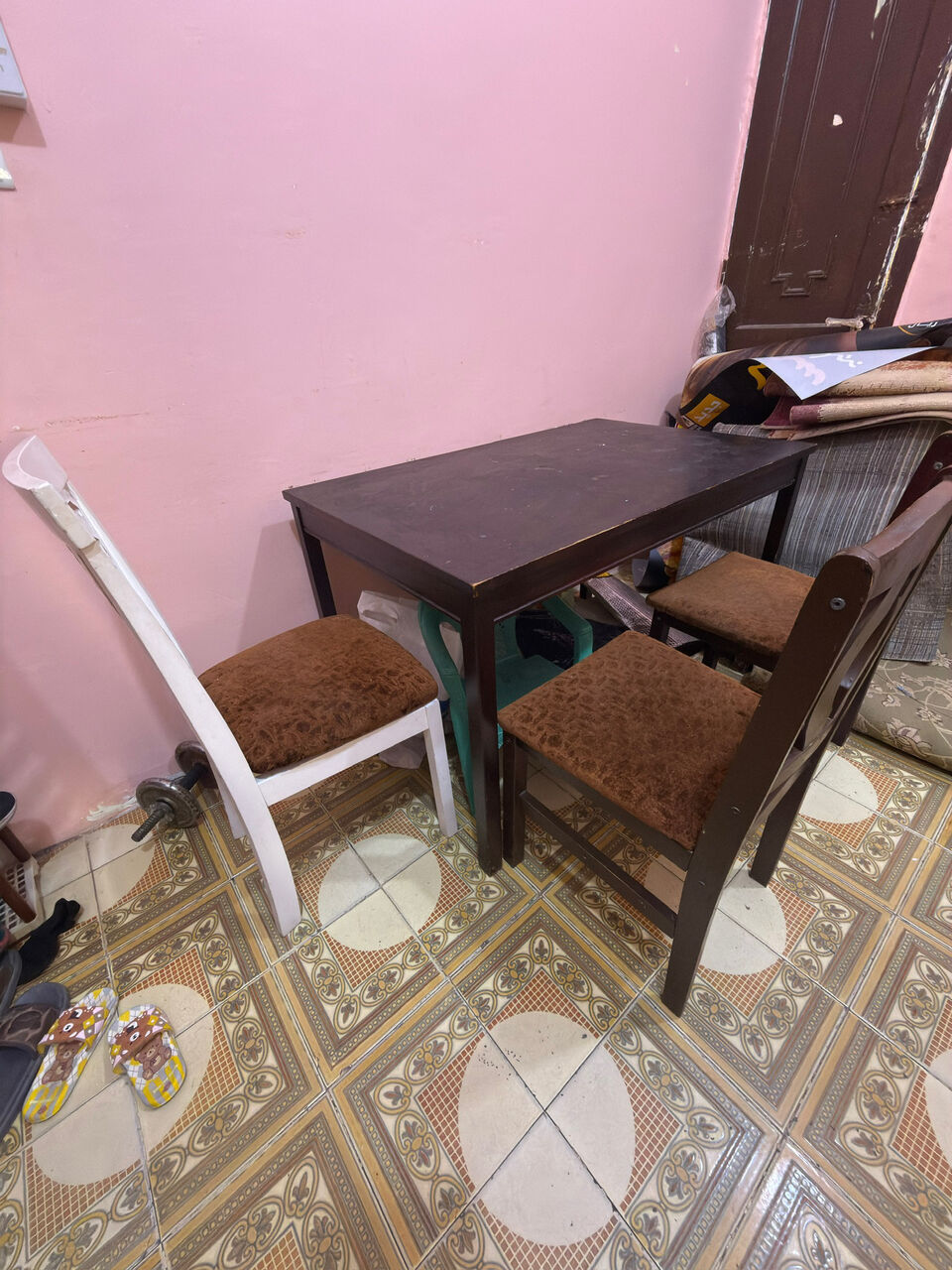 Jeddah, Furniture, SAR 50,  Dinning Table With 3 Chairs (Used ) Table Very Strong (0504526570)