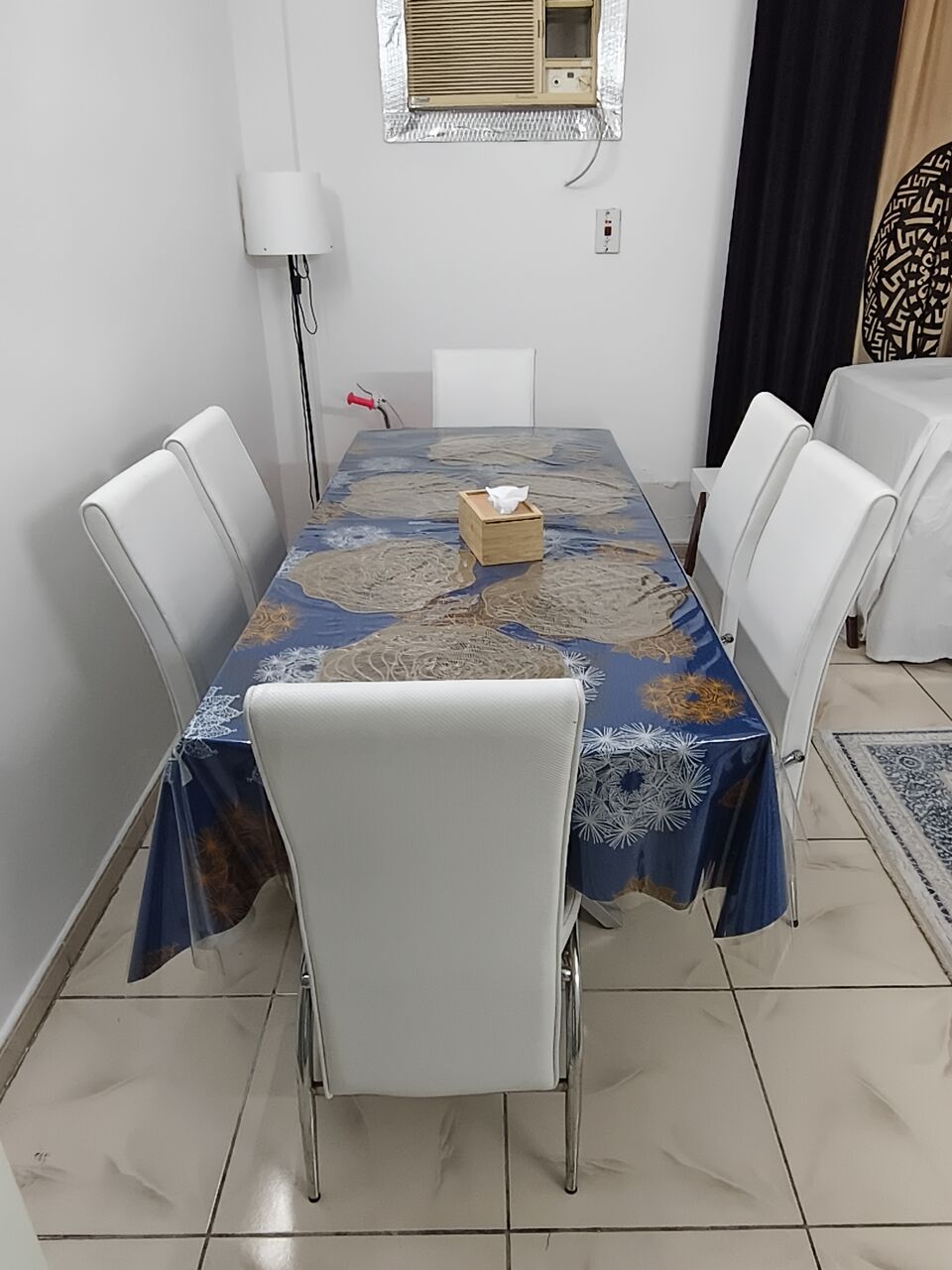 Jeddah, Furniture, SAR 1000,  Glass And Aluminium Dinning Table With 6 Chairs