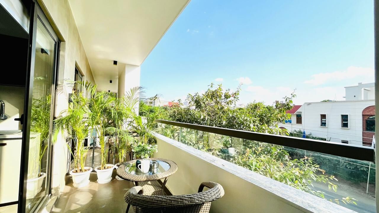 Gurgaon, Apartments, Flats, Houses & Villas, INR 4200/day,  Furnished,  345 Sq. Feet,  Luxury Studio Apartment Dlf Cyber City