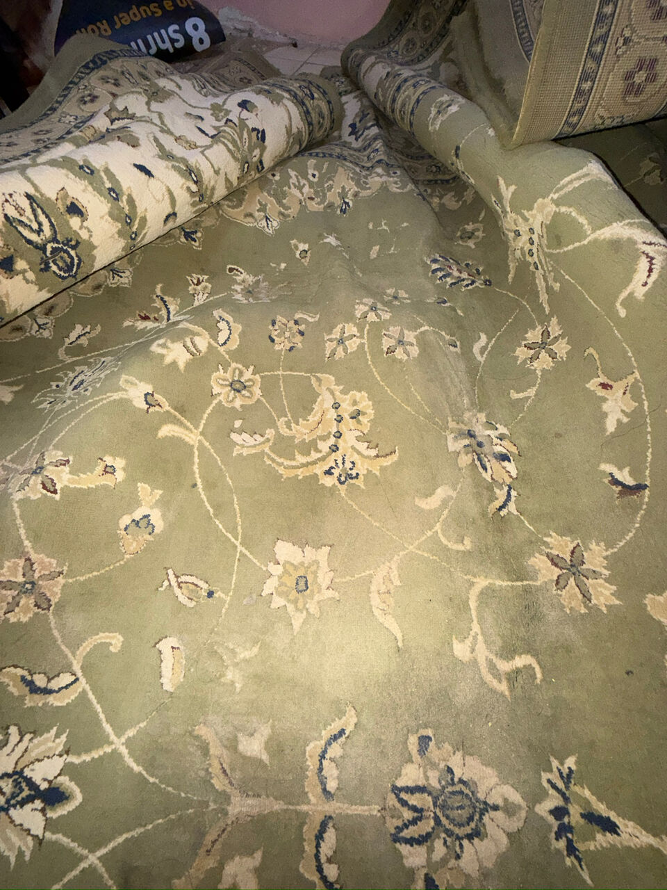 Jeddah, Household Items, SAR 70,  3 Carpets (Used Old ) 2 Carpet Very Big,all 70 SR(0504526570)