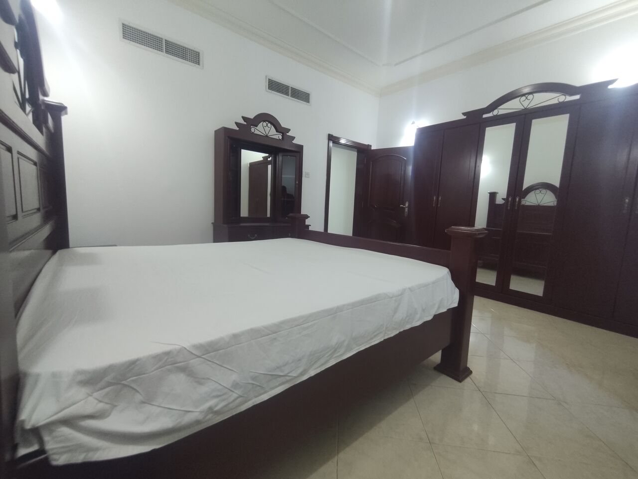 Juffair, Apartments, Flats, Houses & Villas, BHD 280/year,  1 BR,  Amazing Offer 1 Bhk At Juffair Just Update 280