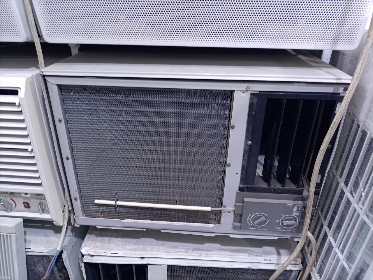 Jeddah, Air Conditioners, For Sale, Used, Clean, Almost New Window Air Conditioners, With Warranty, With Delivery An