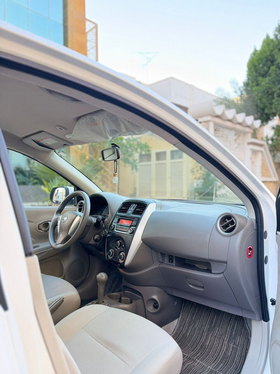 Jeddah, Vehicles, Cars & Trucks , SAR 27500,  Nissan Sunny,  2021,  Automatic,  250000 KM,    Original Condition