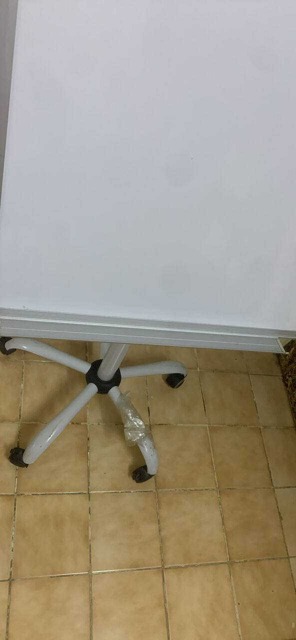 Jeddah, Materials, SAR 125,  Flip Chart & Whiteboard Stand Perfect For Office Meetings, Presentations, Training Session