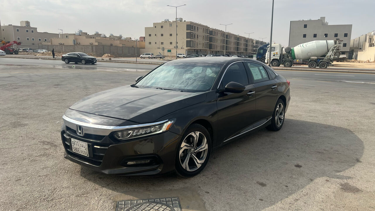 Riyadh, Vehicles, Cars & Trucks , SAR 64000,  Honda Accord,  2019,  Automatic,  140000 KM,