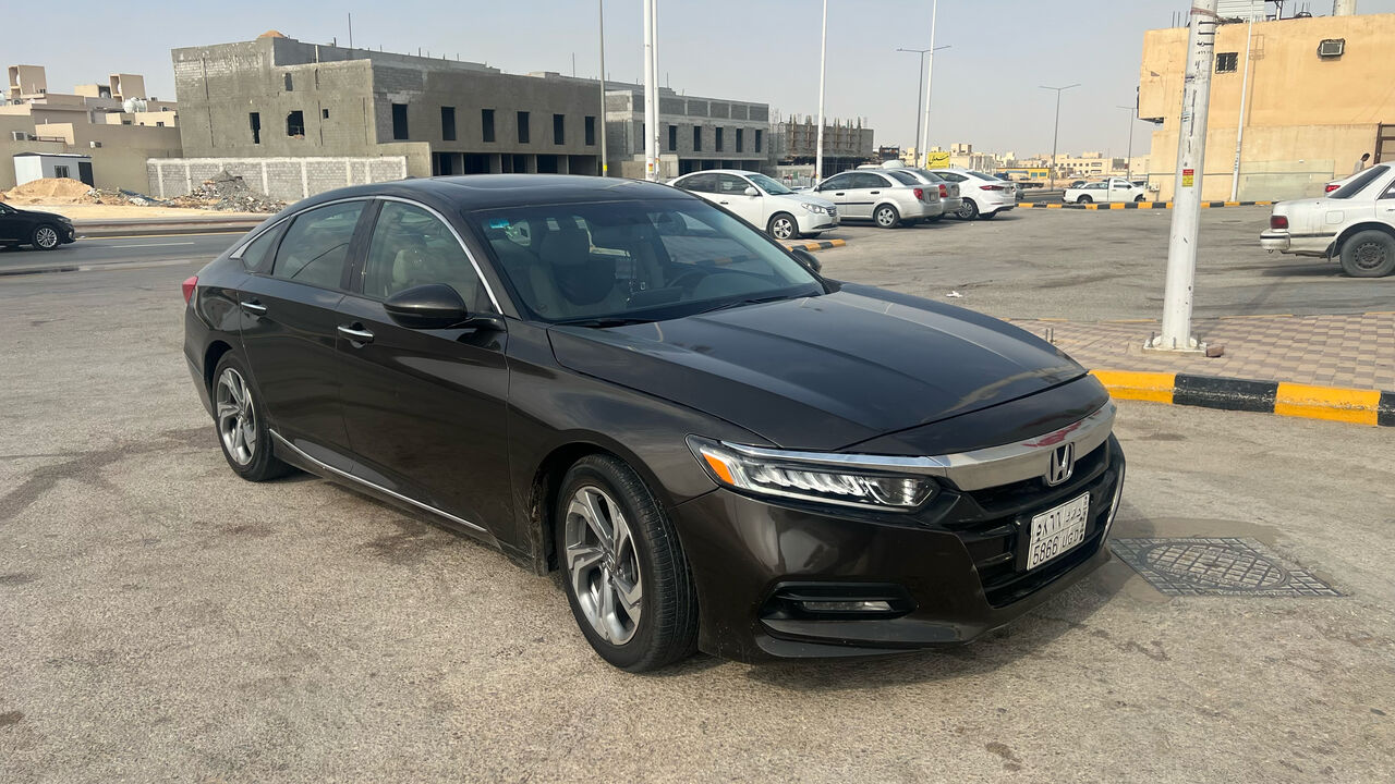 Riyadh, Vehicles, Cars & Trucks , SAR 64000,  Honda Accord,  2019,  Automatic,  140000 KM,
