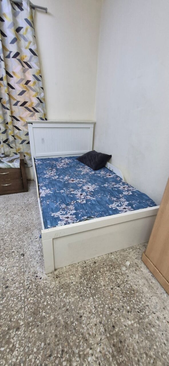 Jubail, Furniture, SAR 100,  Wooden Single Bed White Color 100sr
