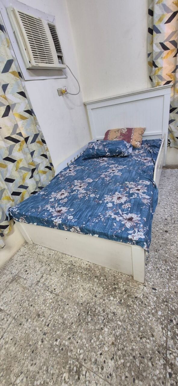 Jubail, Furniture, SAR 100,  Wooden Single Bed White Color 100sr