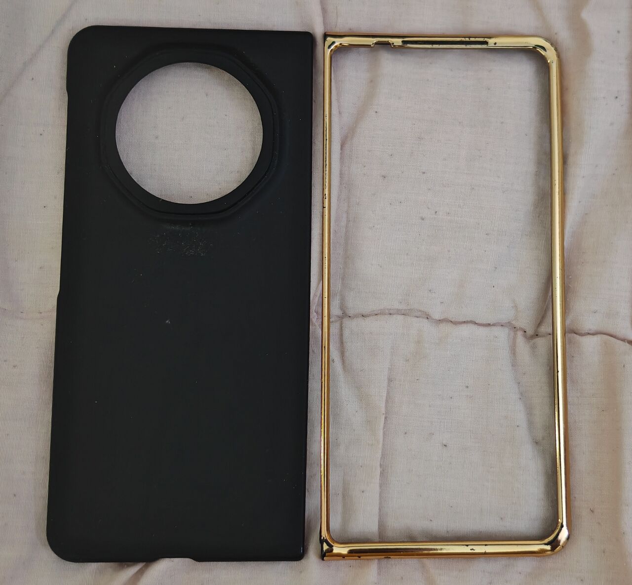 Riyadh, Mobile Phones, SAR 2900,  Honor Magic V3 - Black (512GB, 12 +12 GB RAM) In Premium Condition